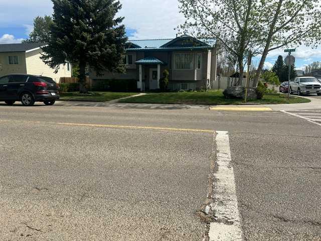 Picture for 144 Upland Boulevard W