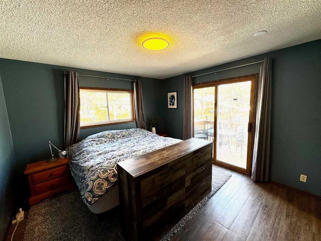Picture for 116 1 Street W https://www.cirrealty.ca/reb/rasca/5/A2266215_18.jpg