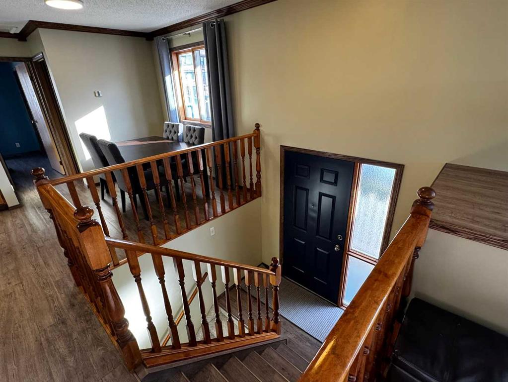 Picture for 116 1 Street W Picture for 116 1 Street W