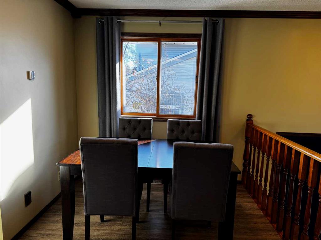 Picture for 116 1 Street W https://www.cirrealty.ca/reb/rasca/5/A2266215_9.jpg