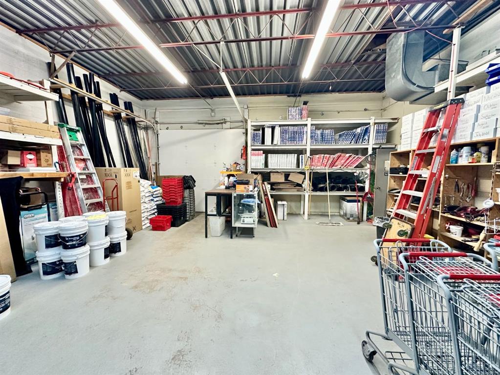 Picture for 124 2 Street W