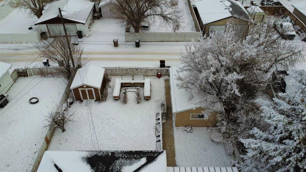 Picture for 52 11 Street W