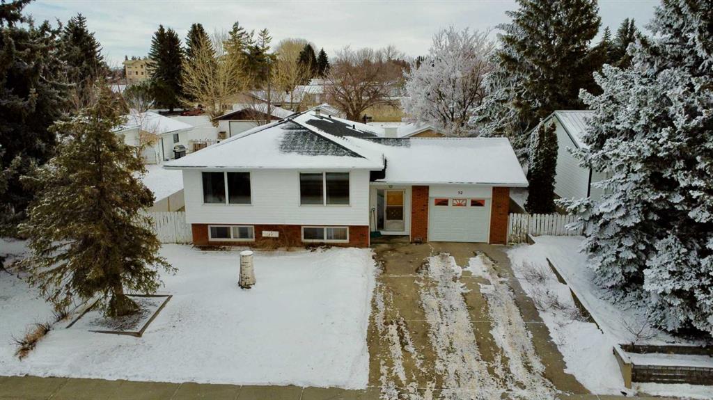 Picture for 52 11 Street W