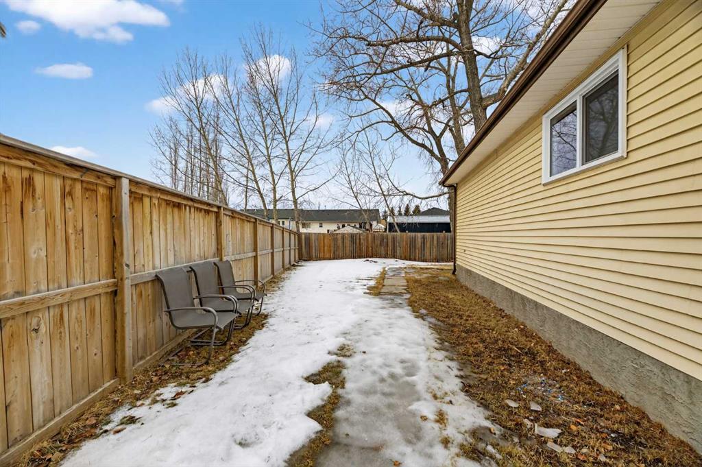 Picture for 5419 56A Street Close  