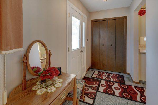 Picture for 181 5 Street W