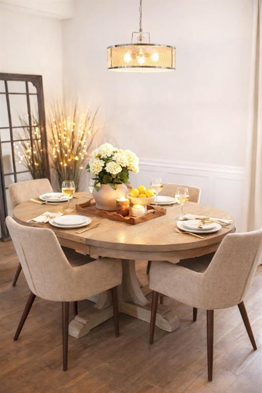 Picture for 406, 499 Meadowlake Court E