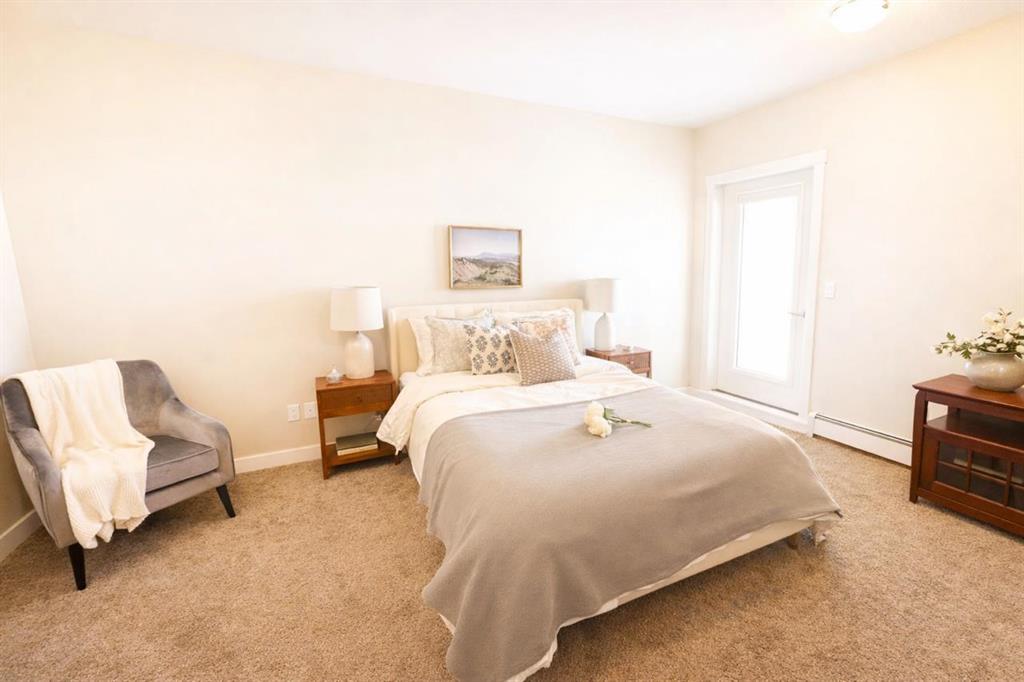 Picture for 406, 499 Meadowlake Court E