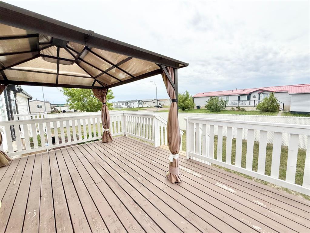 Picture for 56 Meadowplace Crescent E