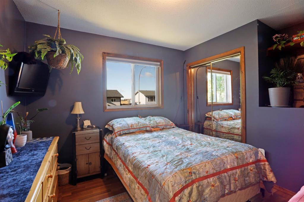 Picture for 305 3 Street W https://www.cirrealty.ca/reb/rasca/6/A2266146_32.jpg