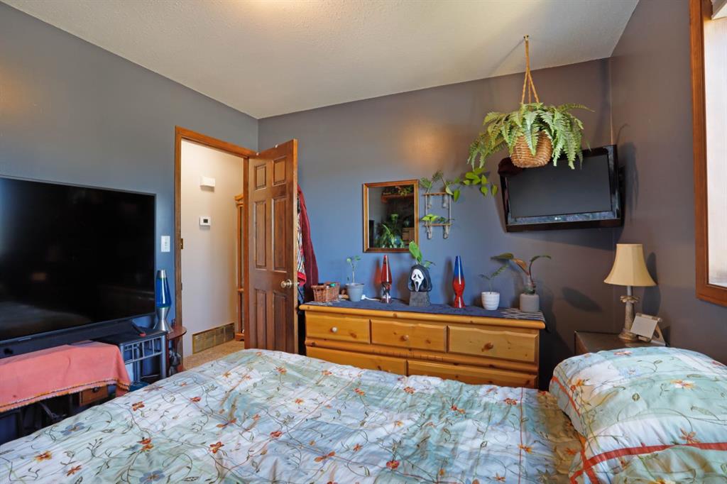 Picture for 305 3 Street W https://www.cirrealty.ca/reb/rasca/6/A2266146_33.jpg