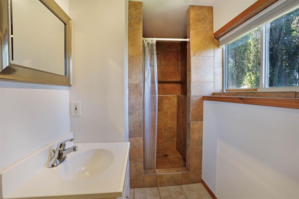 Picture for 305 3 Street W https://www.cirrealty.ca/reb/rasca/6/A2266146_44.jpg