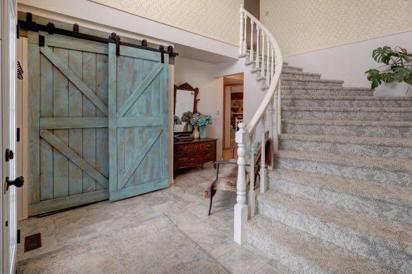 Picture for 710 Bankview Close 