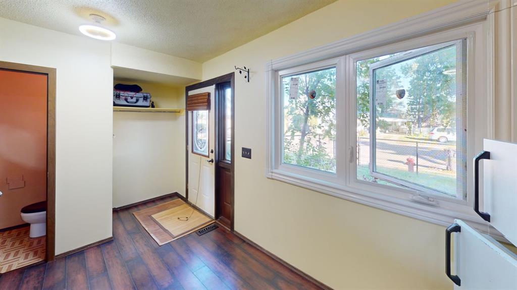 Picture for 307 8 Avenue 