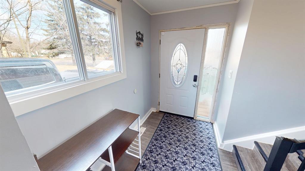 Picture for 427 4 Street 