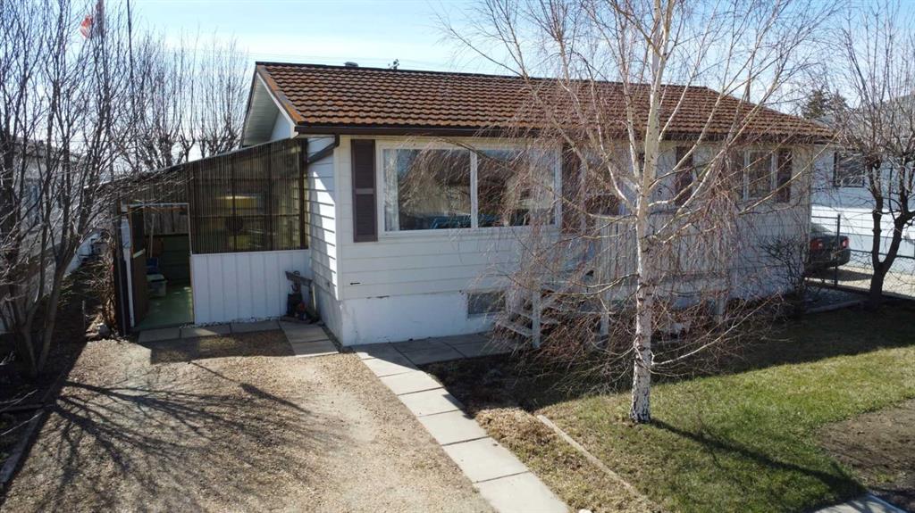 Picture for 405 1 Avenue W