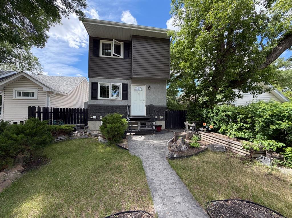Picture for 517 5 Street E