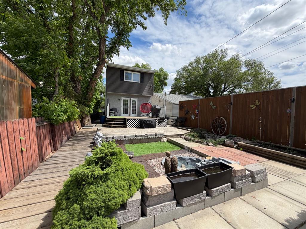 Picture for 517 5 Street E