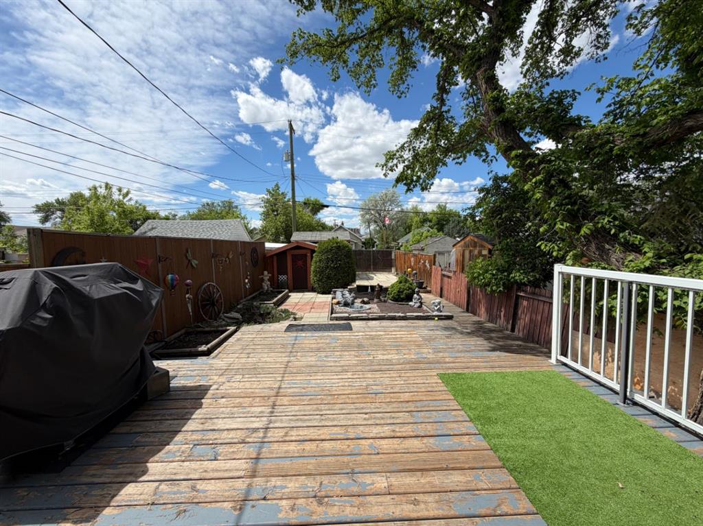 Picture for 517 5 Street E