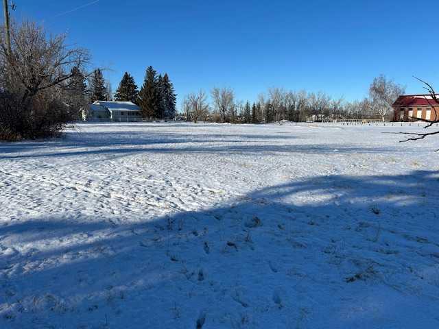 Picture for 629 11 Street W