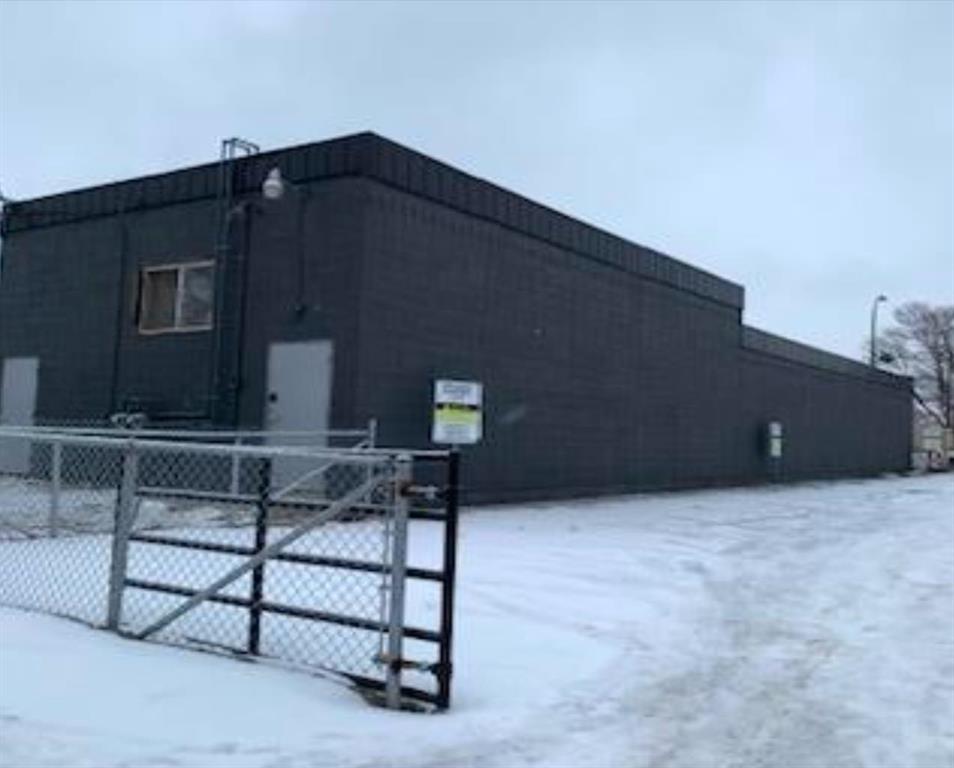 Picture for 406 13 Street N