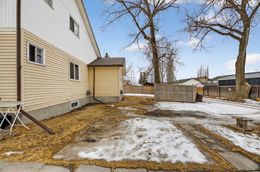 Picture for 5417 56A Street Close  