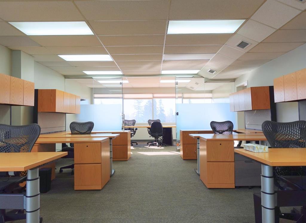 Picture for 201, 1026 16 Avenue NW