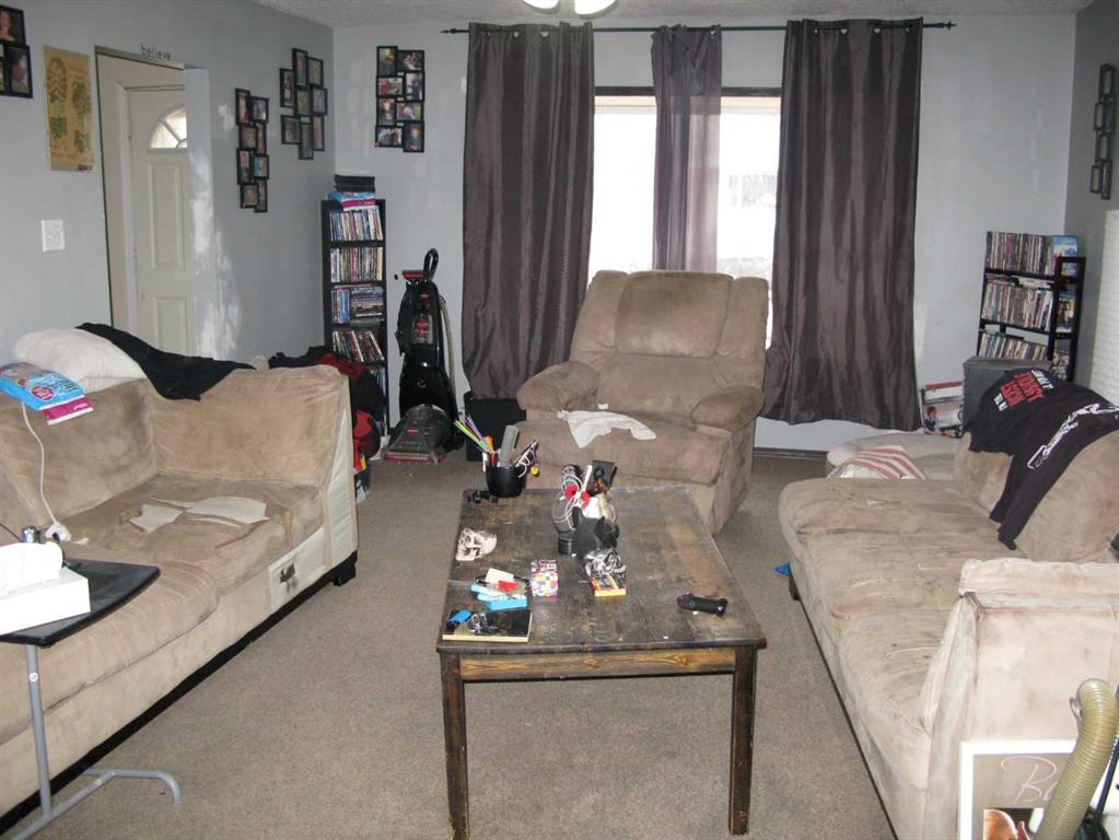 Picture for 216 1 Street E