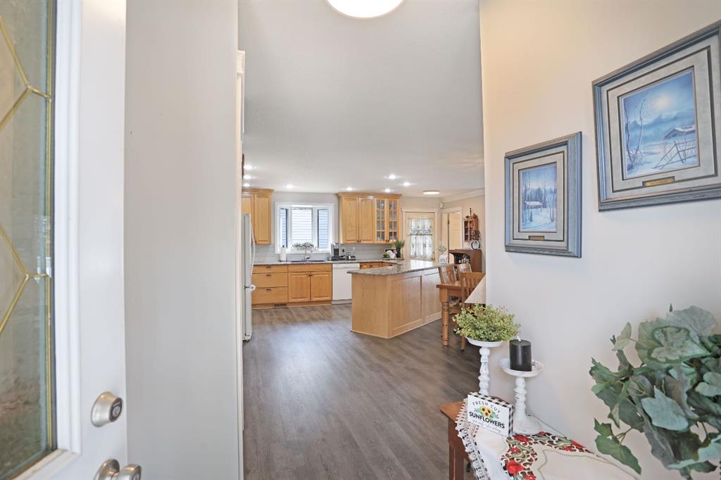 Picture for 71 Fairview Avenue E