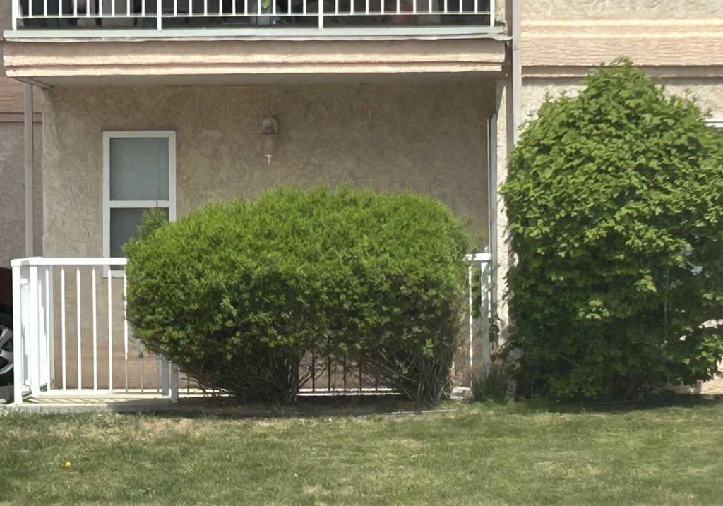 Picture for 102, 5026 49 Street 
