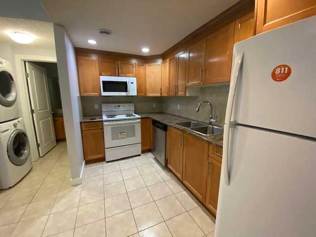 Picture for 25, 330 2 Street W