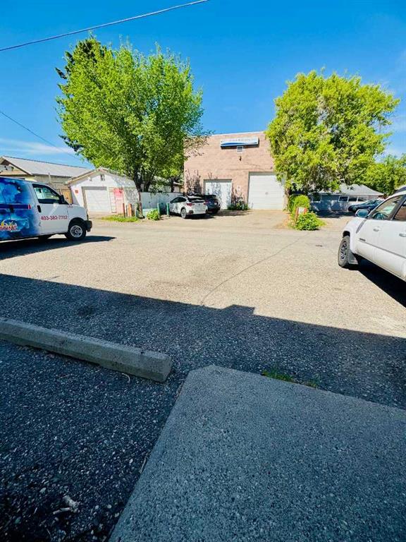 Picture for 256 13 Street N