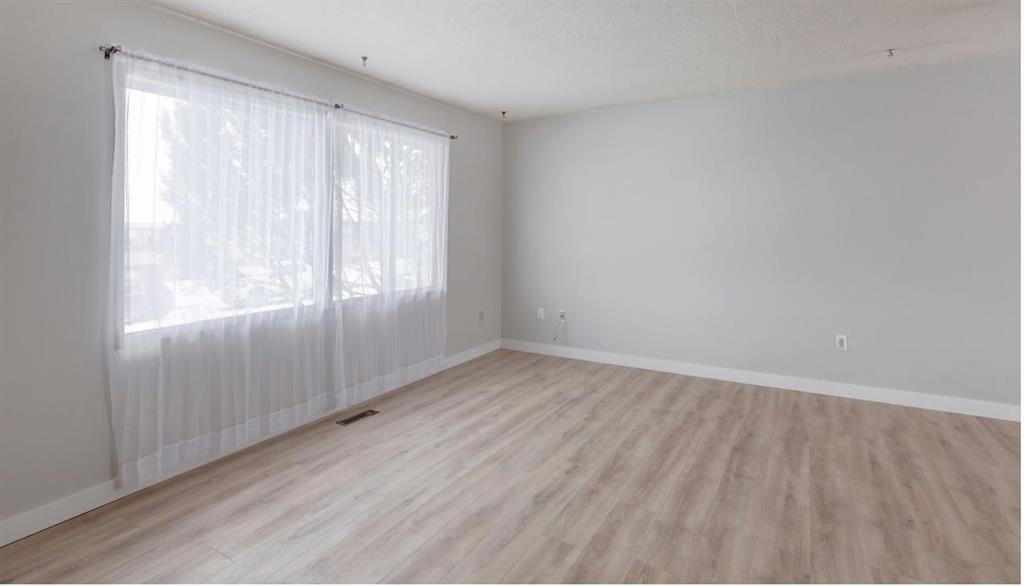 Picture for 707 Bankview Drive SW