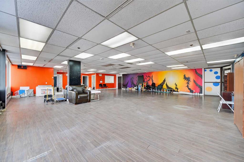 Picture for 303, 1109 17 Avenue SW