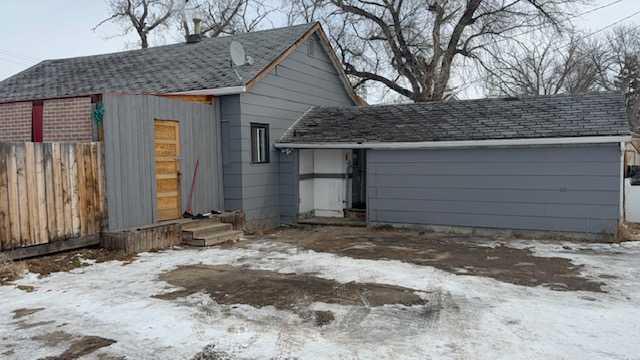 Picture for 899 3 Avenue W