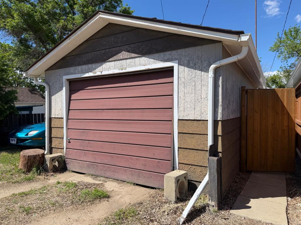 Picture for 541 3 Avenue W