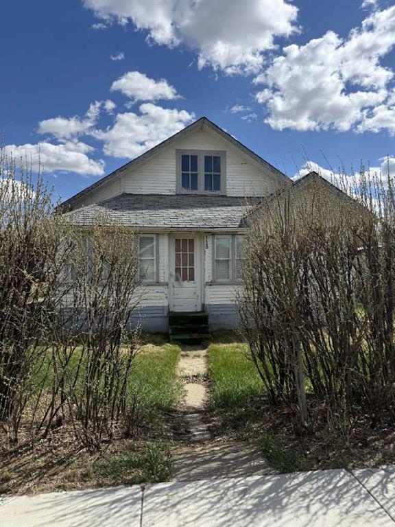 Picture for 113 5 Avenue E