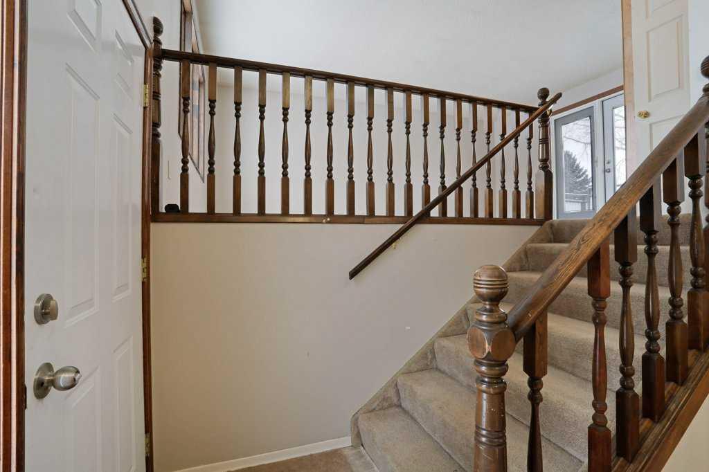 Picture for 24 Beamish Park Drive E