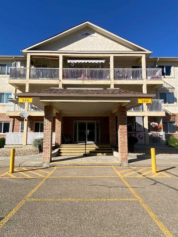 Picture for 103, 680 Cassils Road W