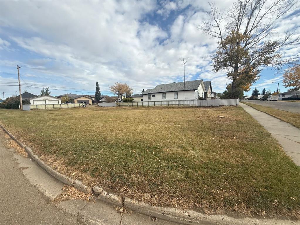 Picture for 420 1 Avenue W