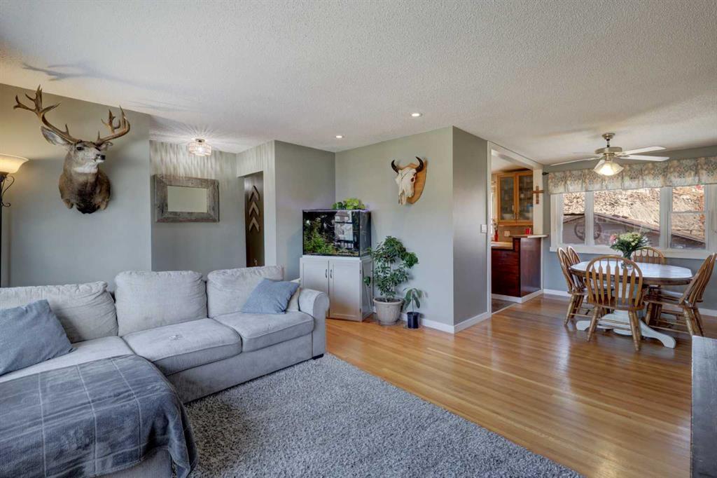 Picture for 220 3 Street E