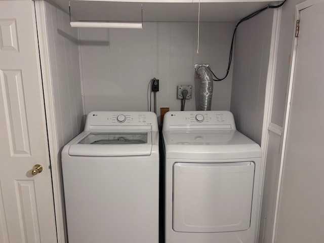 Picture for 108 1 Avenue E