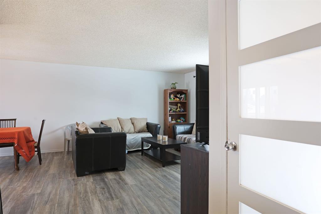 Picture for 3 Lake Newell Bay E