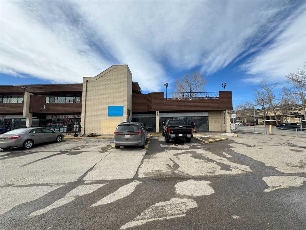 Picture for 1, 523 Woodpark Boulevard SW
