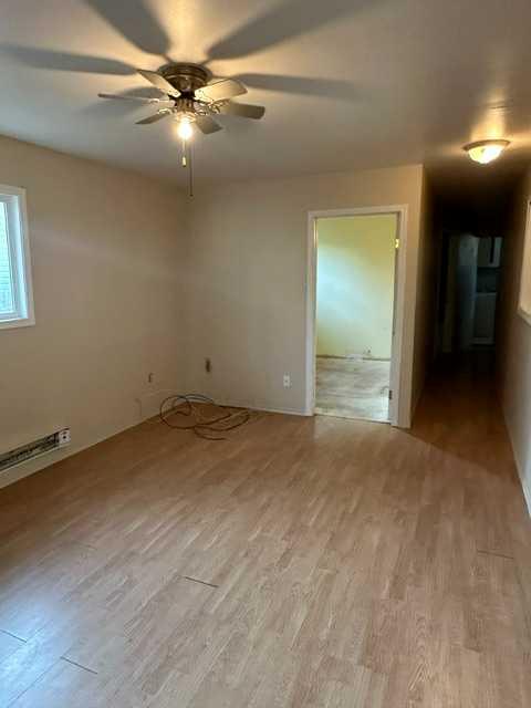 Picture for 305 2 Avenue E