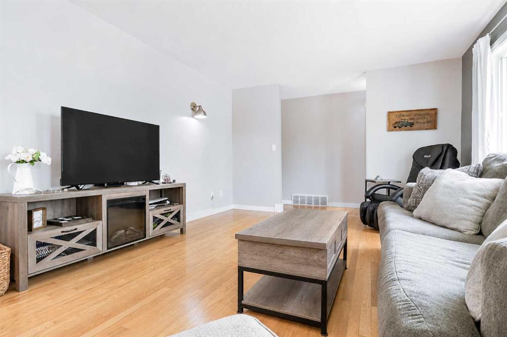 Picture for 11 Blazier Park Street E